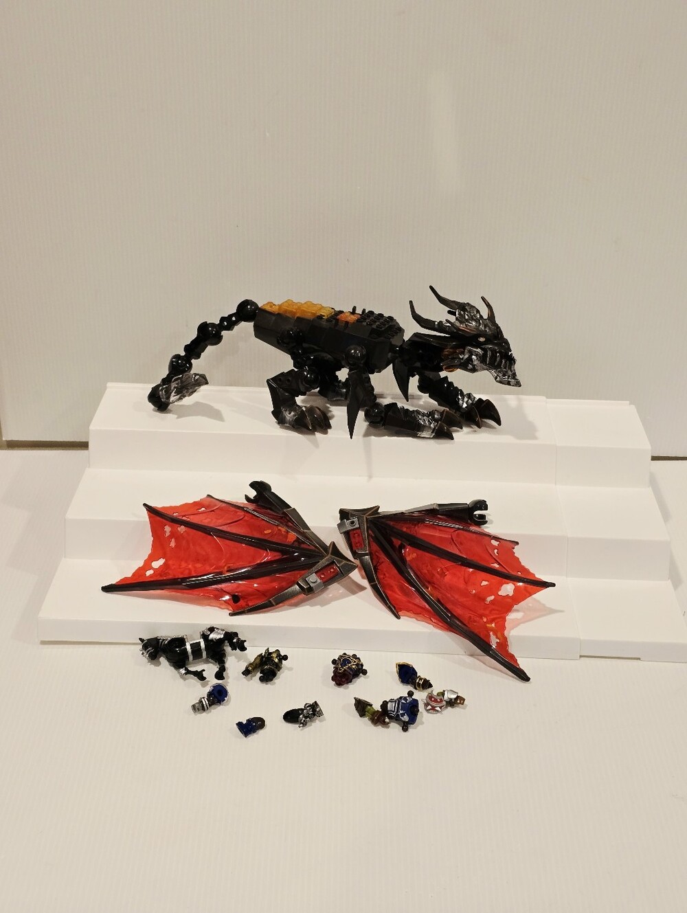 Mega Bloks World of Warcraft Dragon and Accessories Set